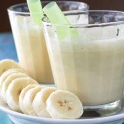 Desayuno energético… batido de banana, claras y miel